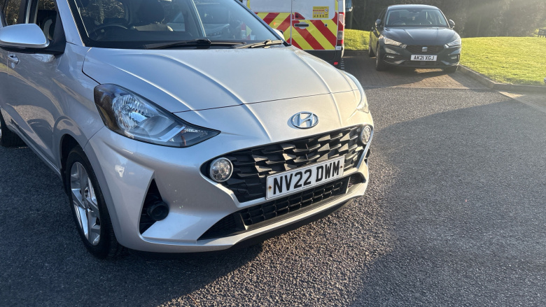 Hyundai i10 1.0 MPi SE Connect 5dr Petrol Hatchback